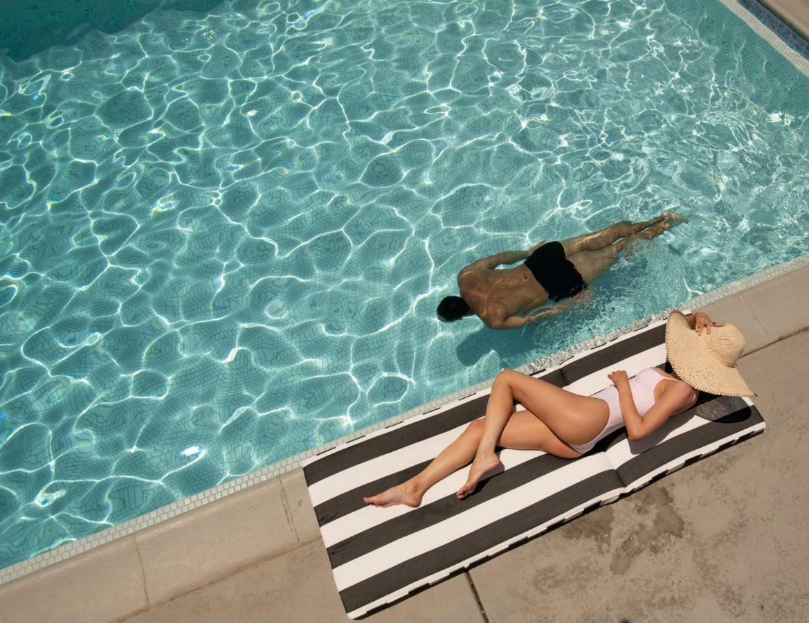 Dive Palm Springs Hotel Екстериор снимка