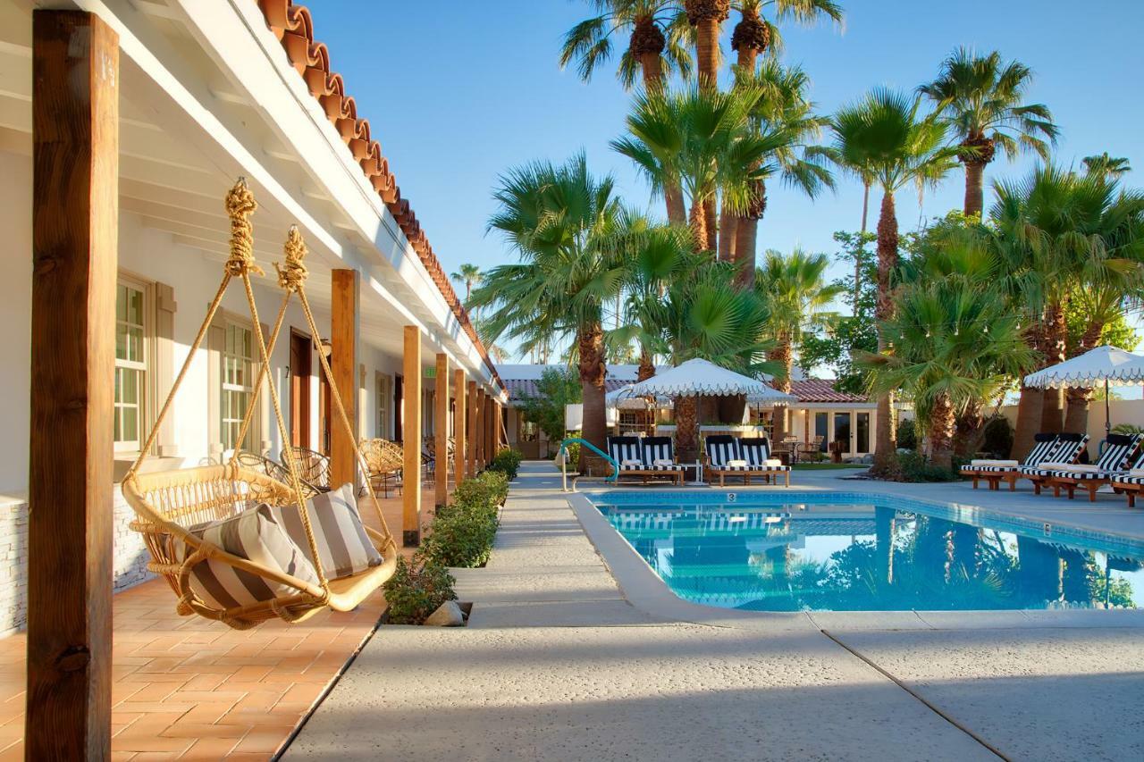 Dive Palm Springs Hotel Екстериор снимка